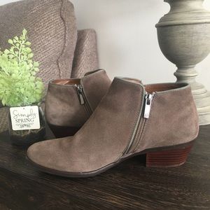 Crown Vintage Tabitha Suede Bootie